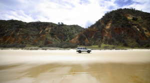 4WD on 75 Mile Beach Fraser Island